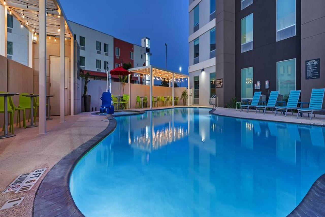 Home2 Suites By Hilton Laredo, Tx Exterior photo